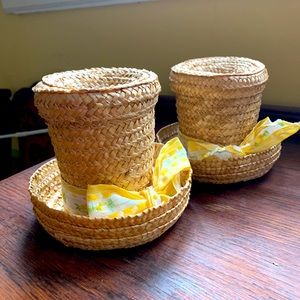 VTG Pair of Mini Clip-On Lamp Shades, Wicker, Mad Hatter's Top Hat Shaped & Bows